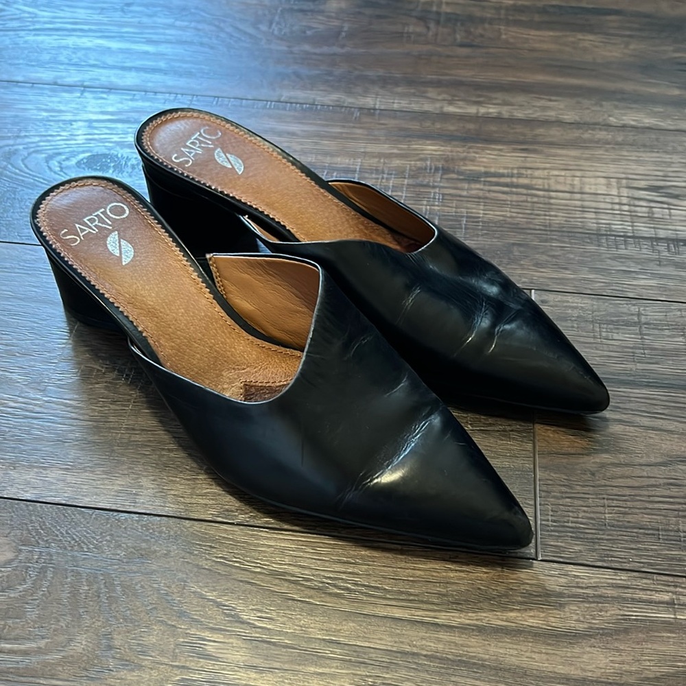 Sarto A-Visa Black Leather Slip On Heels